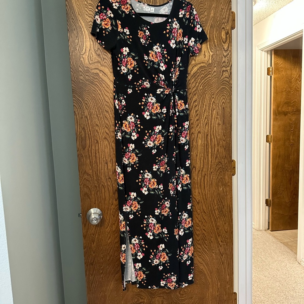 Maurices Black and Pink Scoop Neck Maxi Sundress